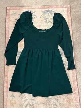 Hill House Home Norah long sleeve nap dress in Emerald green
